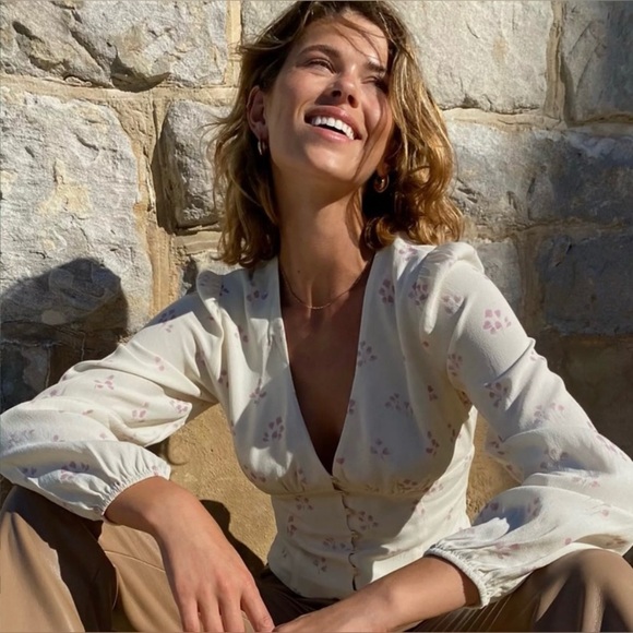 Oat + Fort blouse Long Sleeve V neck floral Blouse empire waist - Picture 2 of 9